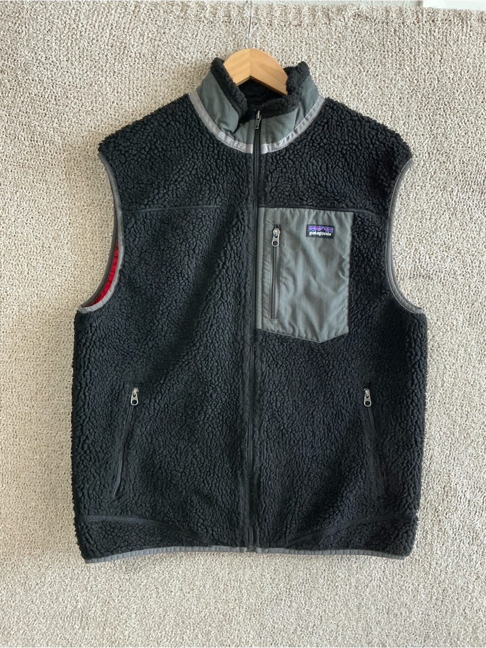 Patagonia Black Sherpa Fleece Vest with Gray Chest Pocket